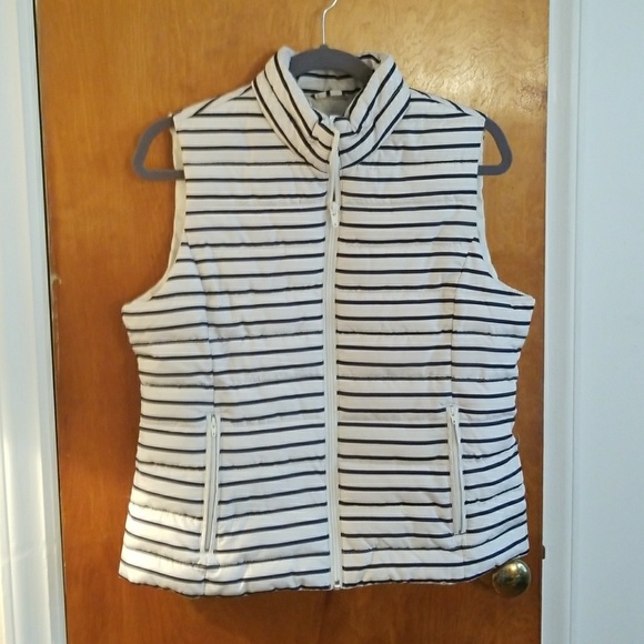 Navy and white striped vest - Picture 1 of 3